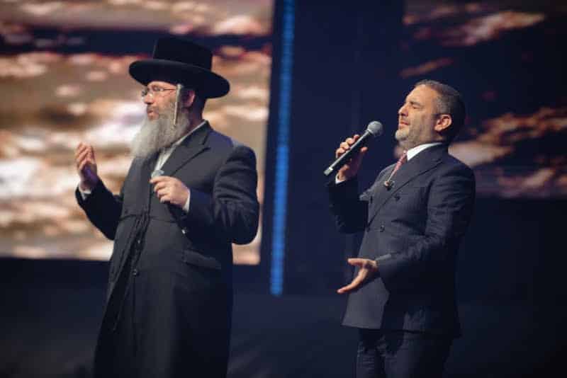 רגע היסטורי במוסקבה: שורד השבי נכנס בברית המילה רגע היסטורי במוסקבה: שורד השבי נכנס בברית המילה