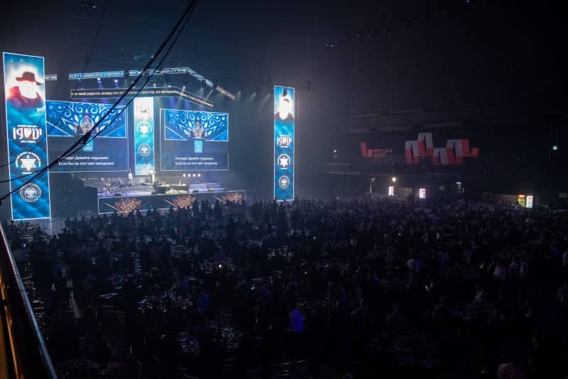 רגע היסטורי במוסקבה: שורד השבי נכנס בברית המילה רגע היסטורי במוסקבה: שורד השבי נכנס בברית המילה