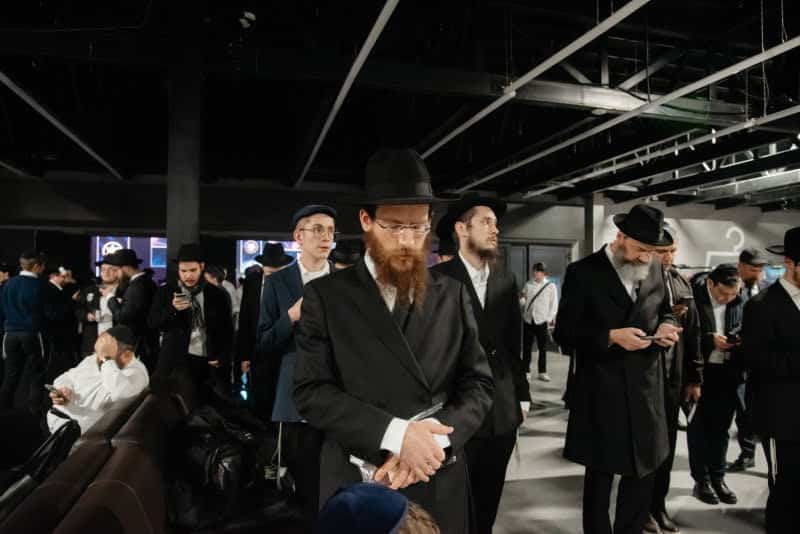 רגע היסטורי במוסקבה: שורד השבי נכנס בברית המילה רגע היסטורי במוסקבה: שורד השבי נכנס בברית המילה