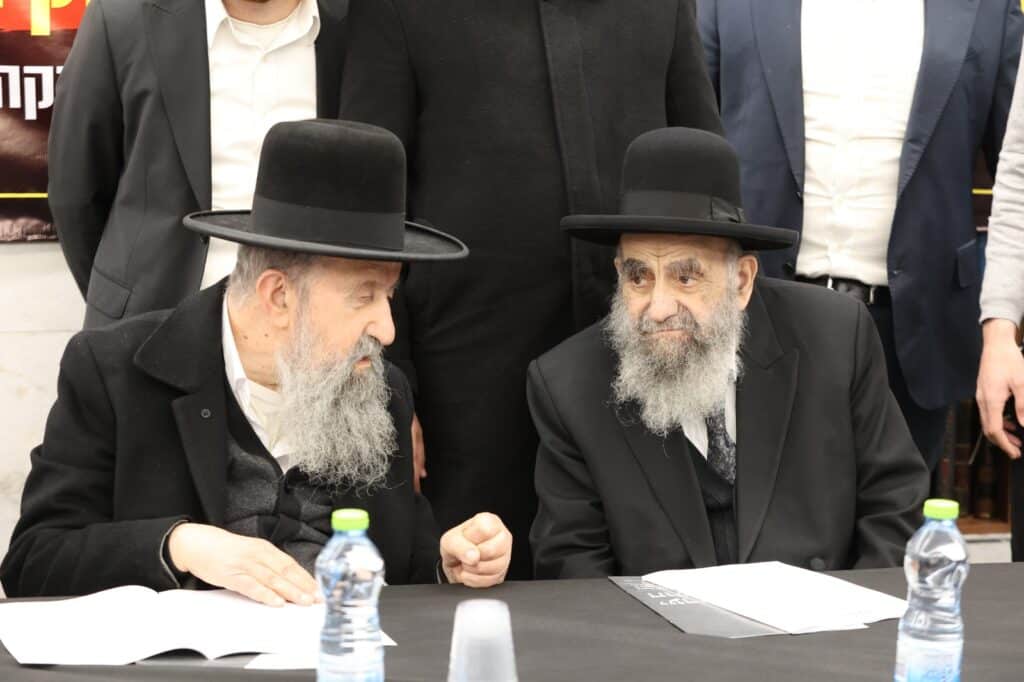 ללא פשרות: הרבנים הכריזו על עצרת רבבות נגד גזירת הגיוס