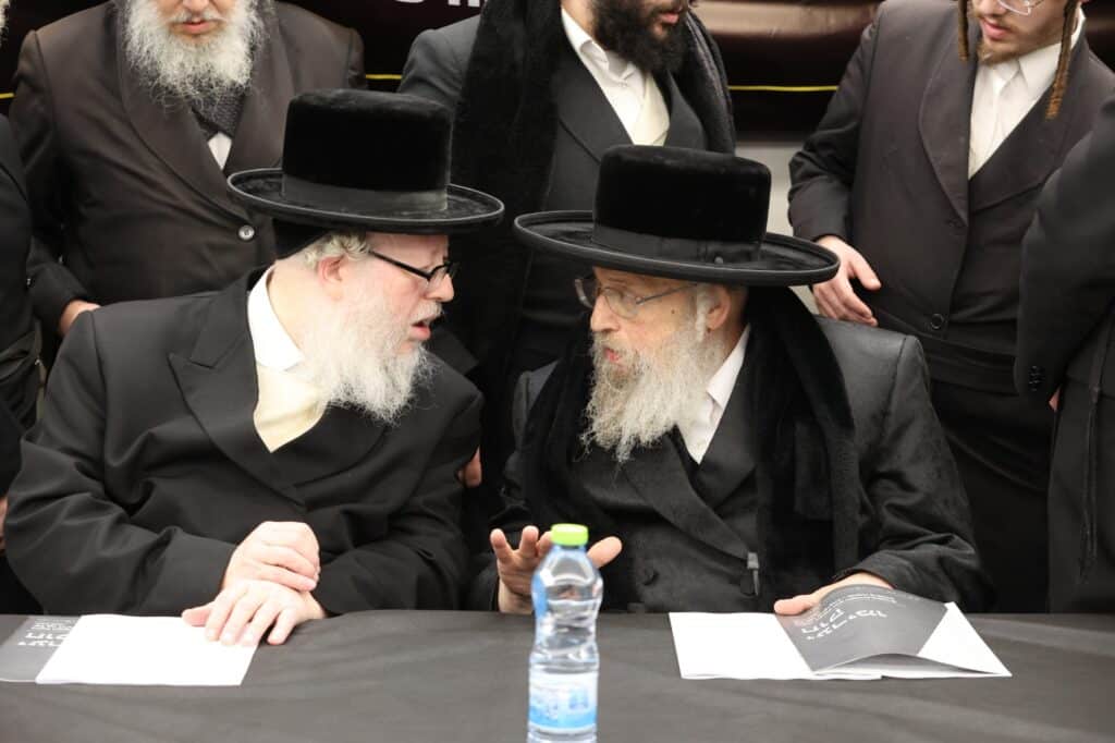 ללא פשרות: הרבנים הכריזו על עצרת רבבות נגד גזירת הגיוס