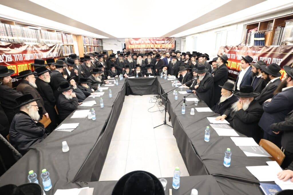 ללא פשרות: הרבנים הכריזו על עצרת רבבות נגד גזירת הגיוס