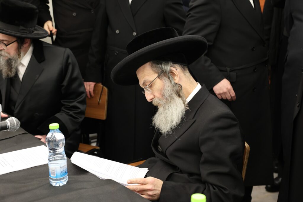 ללא פשרות: הרבנים הכריזו על עצרת רבבות נגד גזירת הגיוס