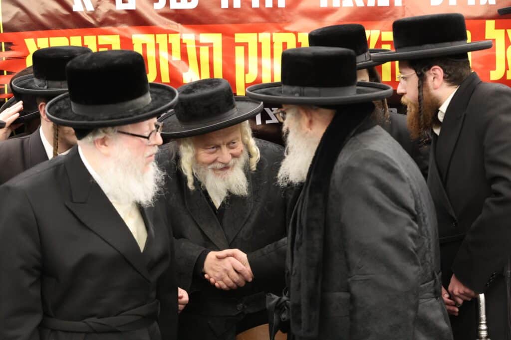 ללא פשרות: הרבנים הכריזו על עצרת רבבות נגד גזירת הגיוס