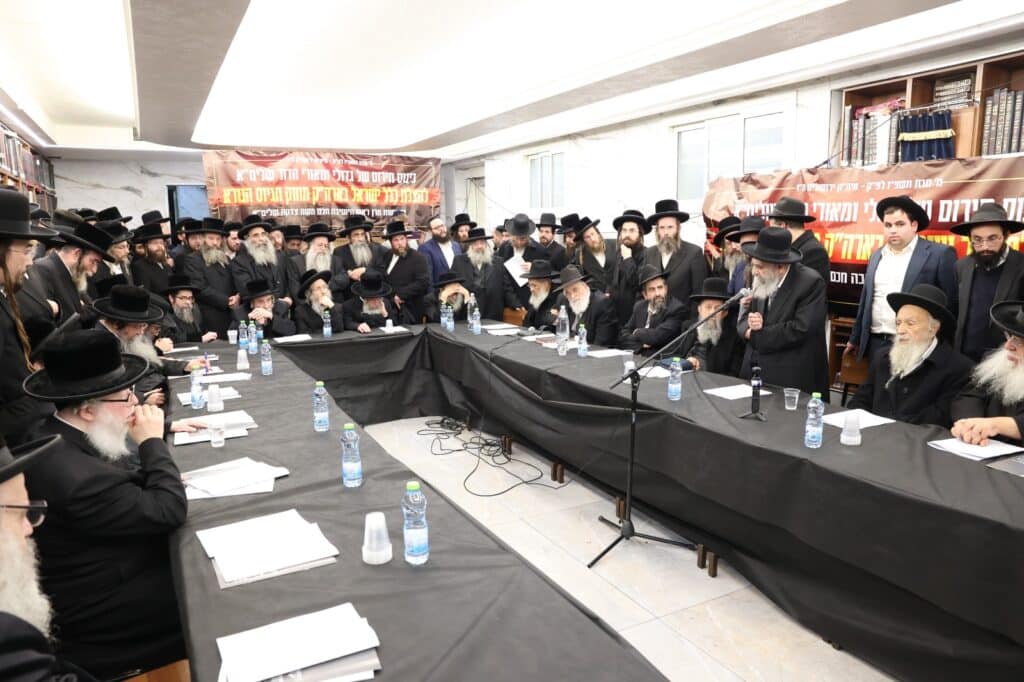 ללא פשרות: הרבנים הכריזו על עצרת רבבות נגד גזירת הגיוס