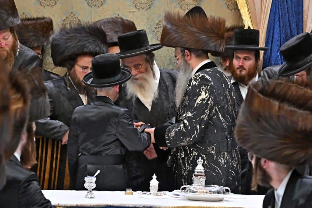 גלריה: שמחת הבר מצווה לבן כבו"ק האדמו"ר מסאדיגורא