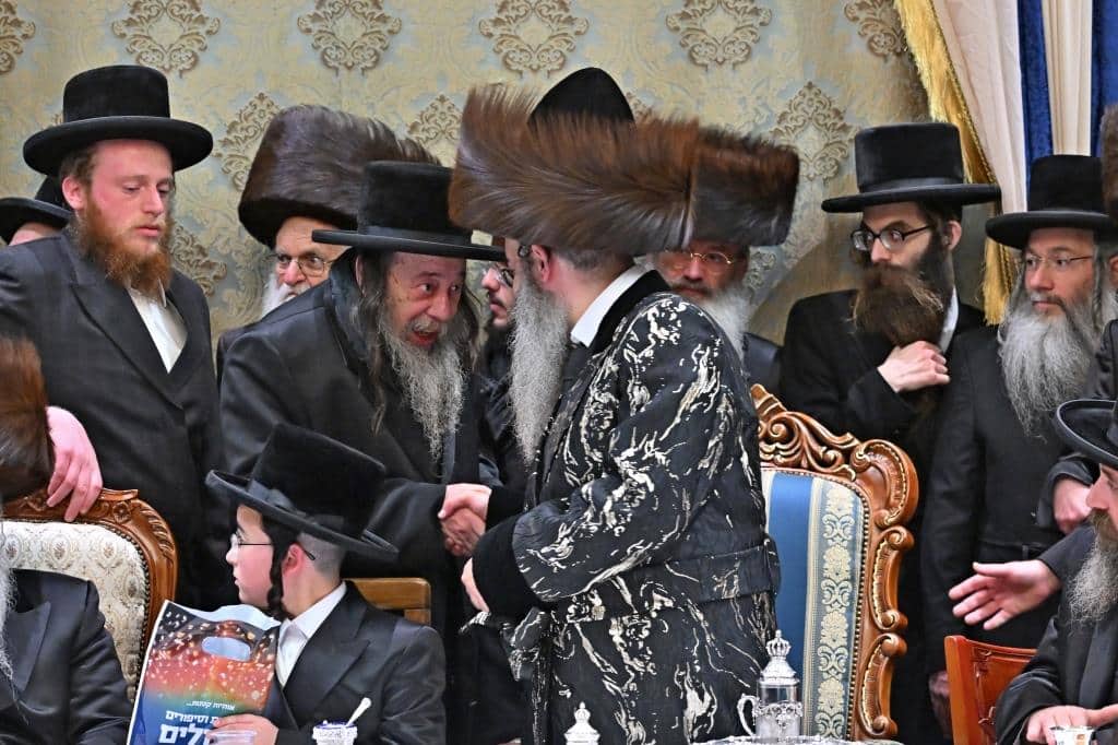 גלריה: שמחת הבר מצווה לבן כבו"ק האדמו"ר מסאדיגורא