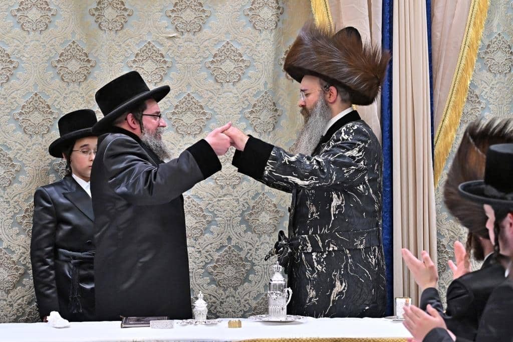 גלריה: שמחת הבר מצווה לבן כבו"ק האדמו"ר מסאדיגורא