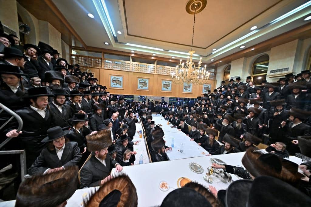 גלריה: שמחת הבר מצווה לבן כבו"ק האדמו"ר מסאדיגורא