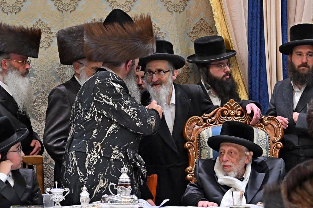 גלריה: שמחת הבר מצווה לבן כבו"ק האדמו"ר מסאדיגורא