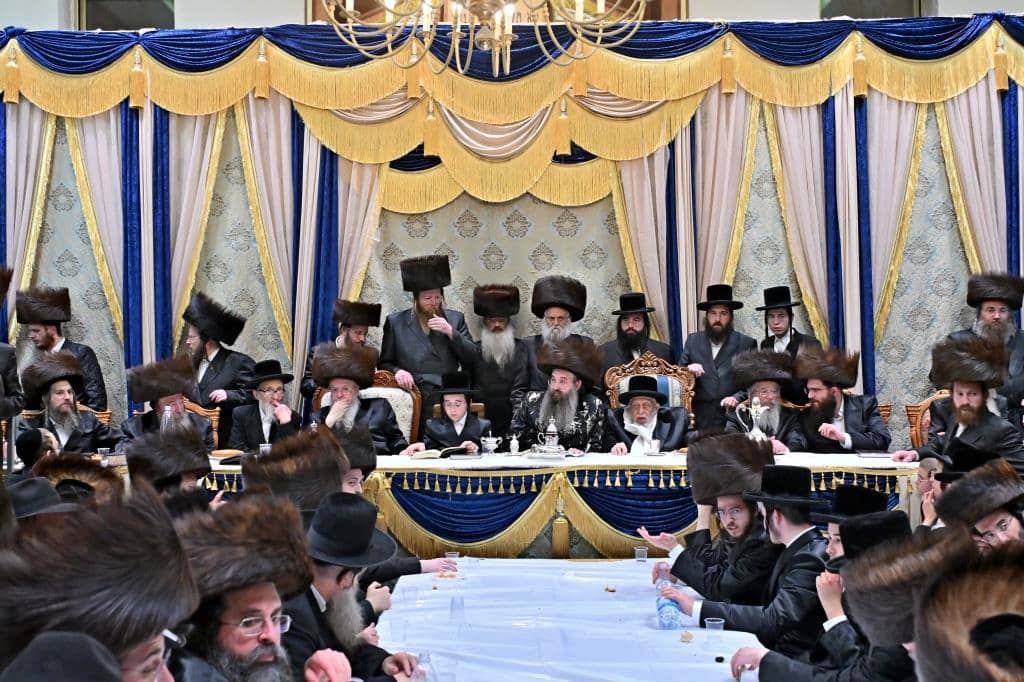 גלריה: שמחת הבר מצווה לבן כבו"ק האדמו"ר מסאדיגורא