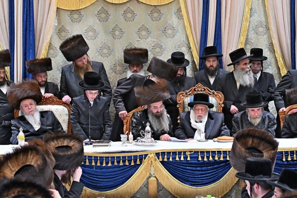 גלריה: שמחת הבר מצווה לבן כבו"ק האדמו"ר מסאדיגורא