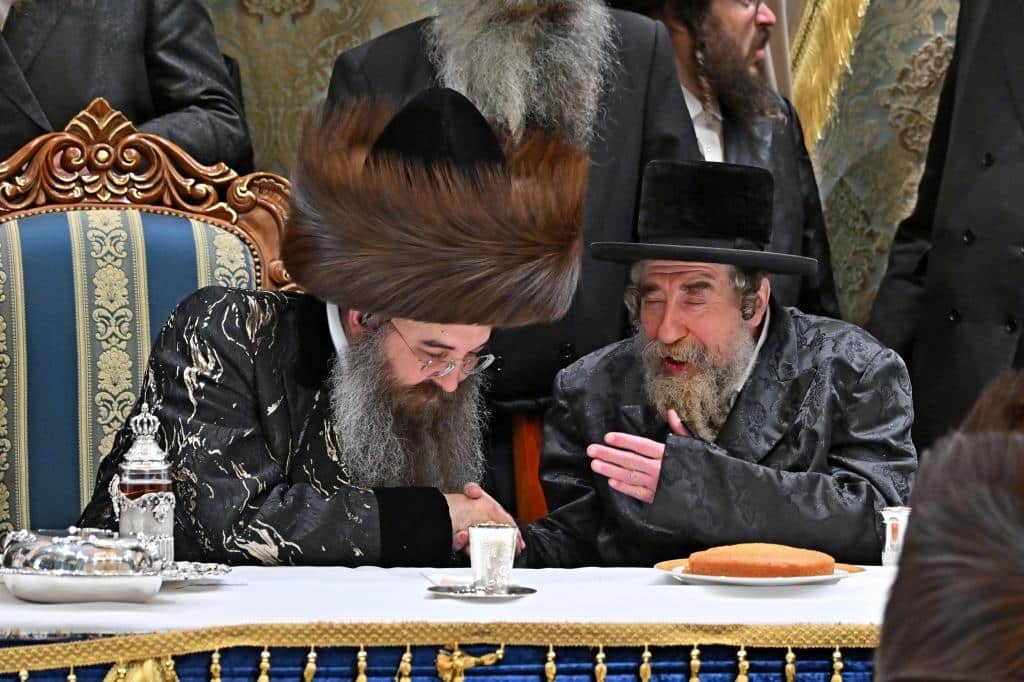 גלריה: שמחת הבר מצווה לבן כבו"ק האדמו"ר מסאדיגורא