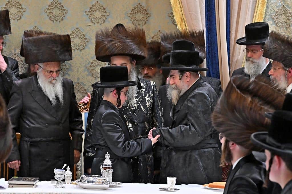 גלריה: שמחת הבר מצווה לבן כבו"ק האדמו"ר מסאדיגורא