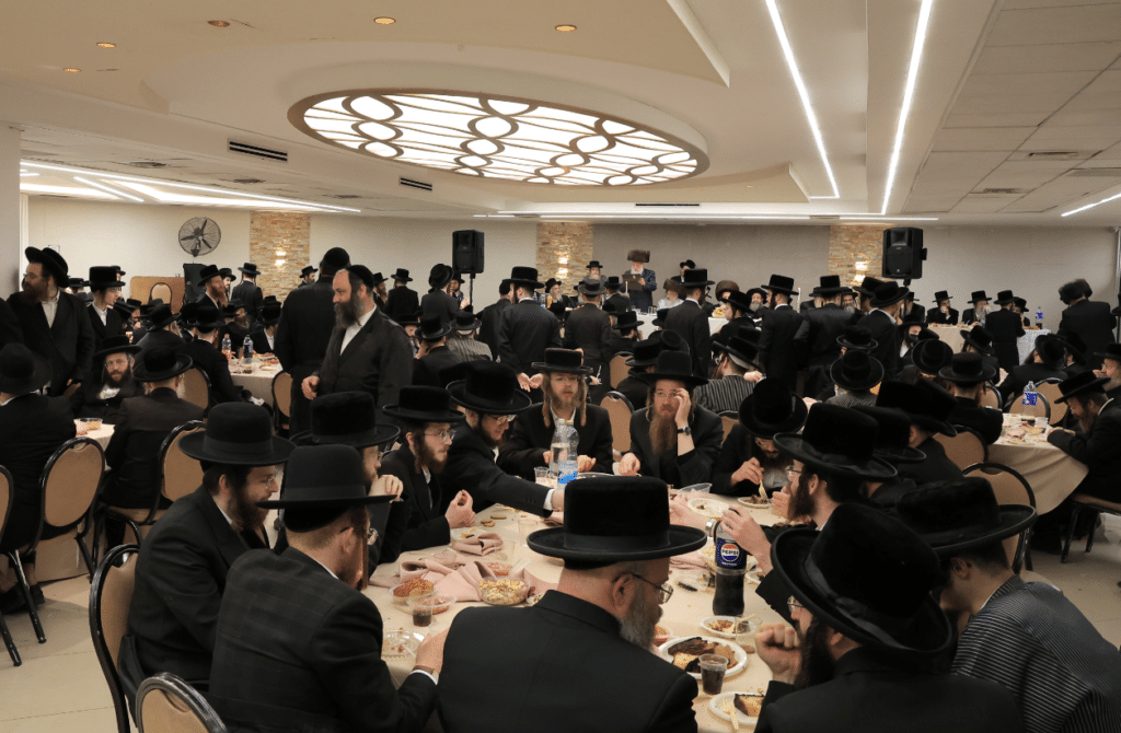 שמחת אירוסי בת זקוניו של כ"ק האדמו"ר מקאסאן שליט"א