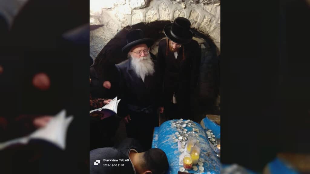 המשב"ק: המשפחה שחזרה לכהונה והמעורר שחסר בפוניבז'