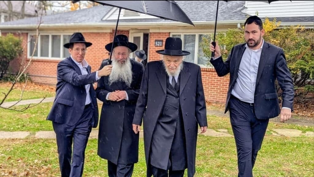 המשב"ק: המשפחה שחזרה לכהונה והמעורר שחסר בפוניבז'