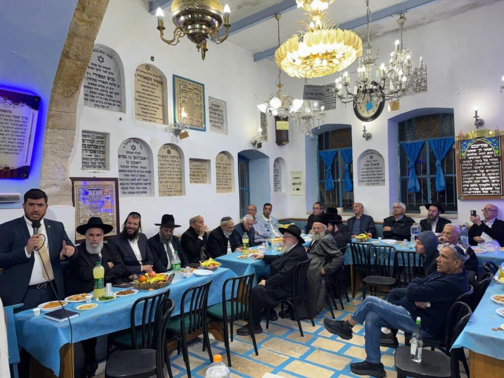 איצקוביץ': הפיוס הליטאי והזמר החסידי ששר בתימנית איצקוביץ': הפיוס הליטאי והזמר החסידי ששר בתימנית