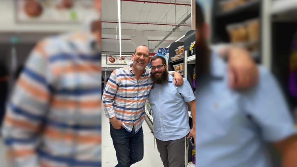 איצקוביץ': הפיוס הליטאי והזמר החסידי ששר בתימנית איצקוביץ': הפיוס הליטאי והזמר החסידי ששר בתימנית