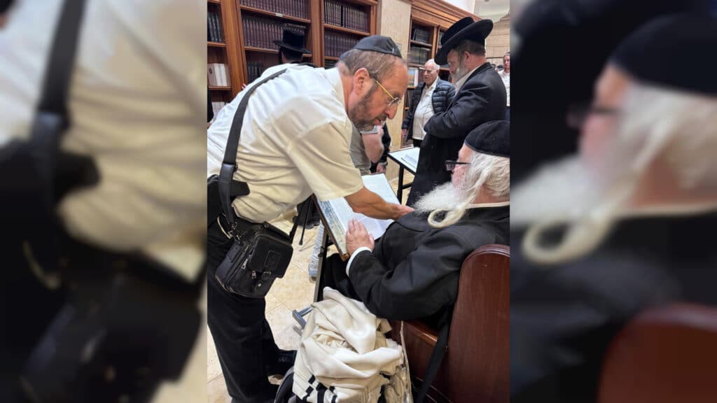 איצקוביץ': הפיוס הליטאי והזמר החסידי ששר בתימנית איצקוביץ': הפיוס הליטאי והזמר החסידי ששר בתימנית