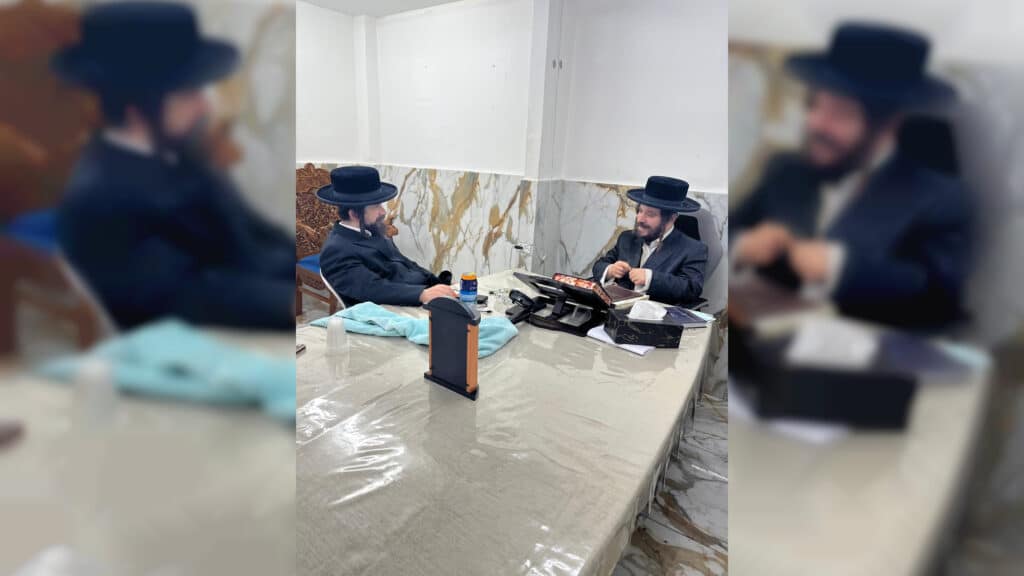 המשב"ק: המשפחה שחזרה לכהונה והמעורר שחסר בפוניבז'