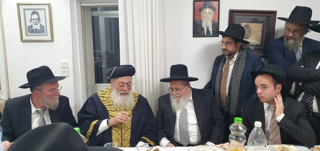 המשב"ק: המשפחה שחזרה לכהונה והמעורר שחסר בפוניבז'