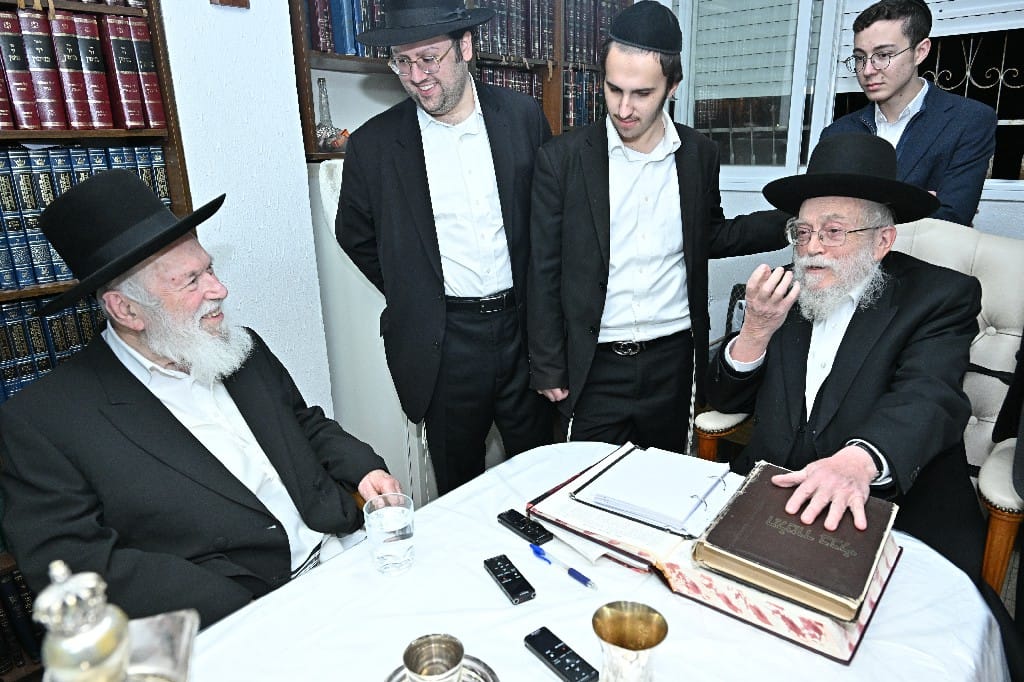 המשב"ק: המשפחה שחזרה לכהונה והמעורר שחסר בפוניבז'