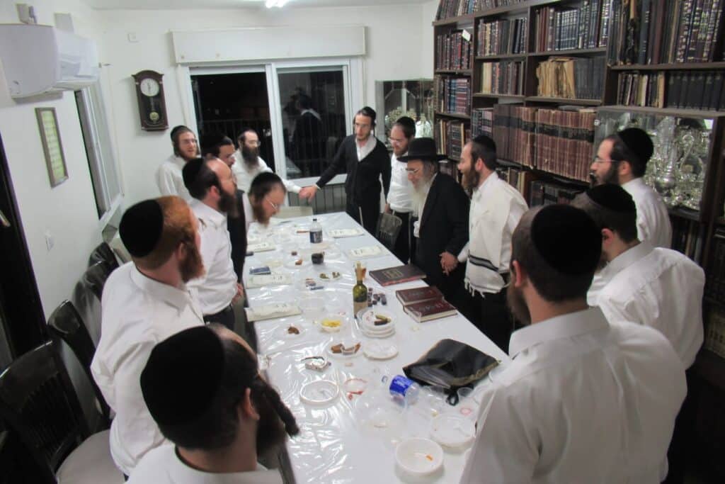 מעמד 'לחיים' לרגל הוצאת כתביו של הגאב"ד הגר"נ קופשיץ מעמד 'לחיים' לרגל הוצאת כתביו של הגאב"ד הגר"נ קופשיץ