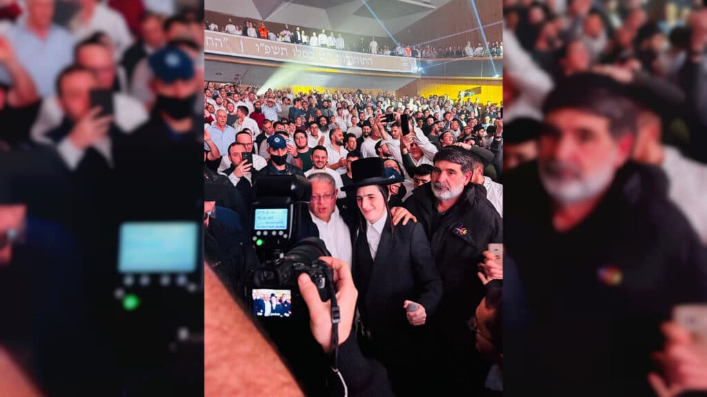 איצקוביץ': התקרית על הכביש ועוגת השטריימל לסמנכ"ל איצקוביץ': התקרית על הכביש ועוגת השטריימל לסמנכ"ל