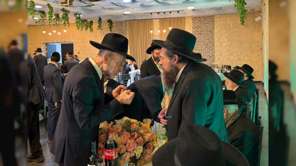 איצקוביץ': התקרית על הכביש ועוגת השטריימל לסמנכ"ל איצקוביץ': התקרית על הכביש ועוגת השטריימל לסמנכ"ל