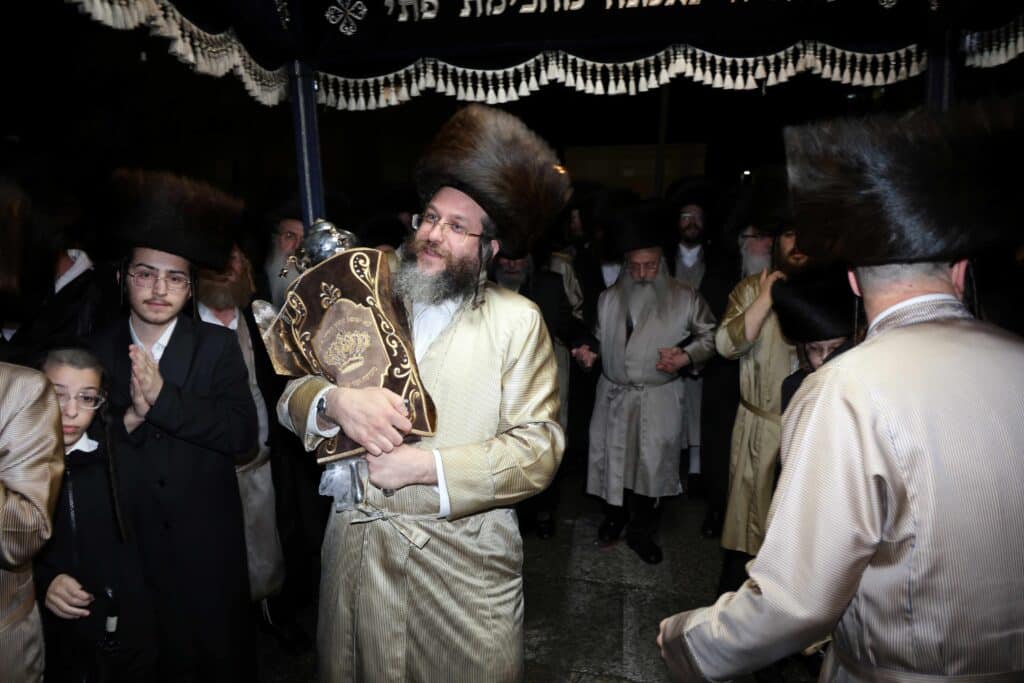 הכנסת ספר תורה לביהמ"ד "אהל הדסה" בבית שמש