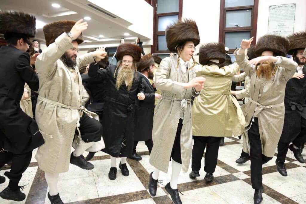 הכנסת ספר תורה לביהמ"ד "אהל הדסה" בבית שמש