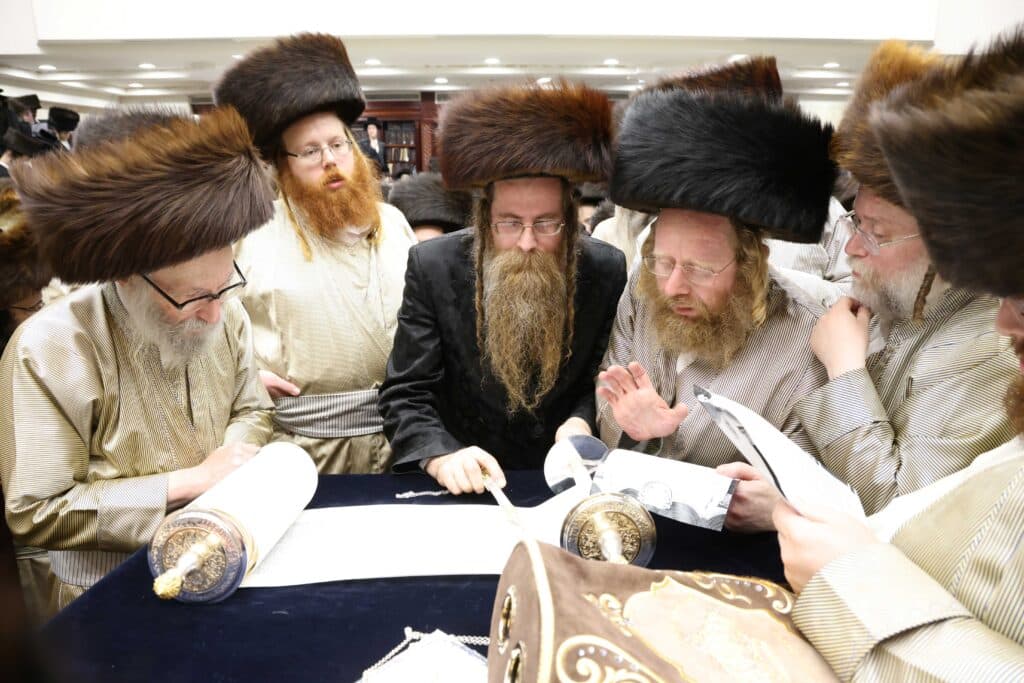 הכנסת ספר תורה לביהמ"ד "אהל הדסה" בבית שמש