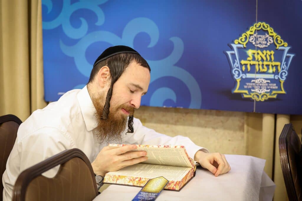 קרוב לאלף לומדים במעמד במיוחד של קהילת המתמידים