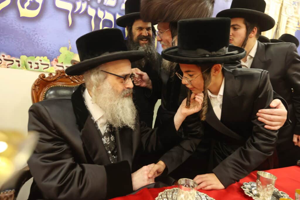 שמחת הבר מצוה לבנו של האדמו"ר מברדיטשוב נדבורנה אראד