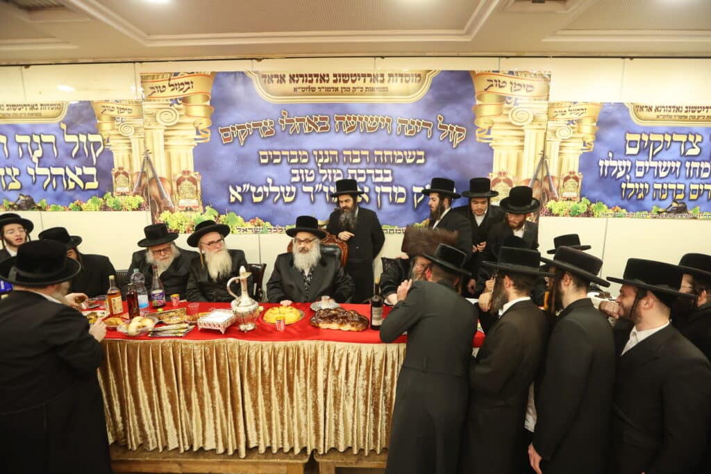 שמחת הבר מצוה לבנו של האדמו"ר מברדיטשוב נדבורנה אראד