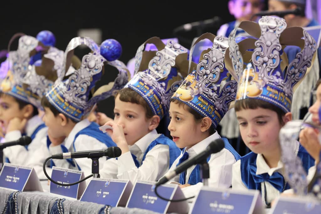 גלריה: מעמד מסיבת חומש בת"ת "תורת השם" בבית שמש