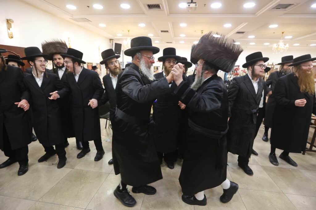 שמחת הבר מצוה לבנו של האדמו"ר מברדיטשוב נדבורנה אראד