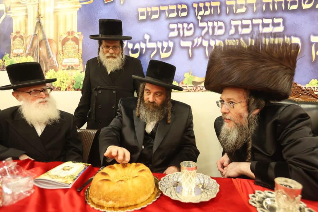 שמחת הבר מצוה לבנו של האדמו"ר מברדיטשוב נדבורנה אראד