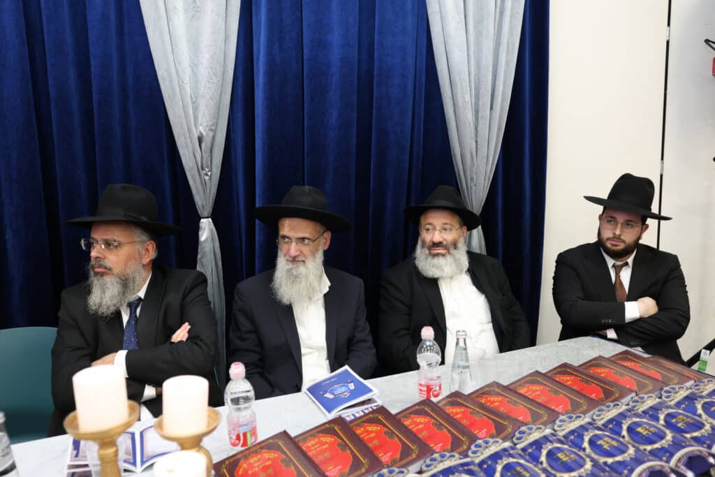 גלריה: מעמד מסיבת חומש בת"ת "תורת השם" בבית שמש