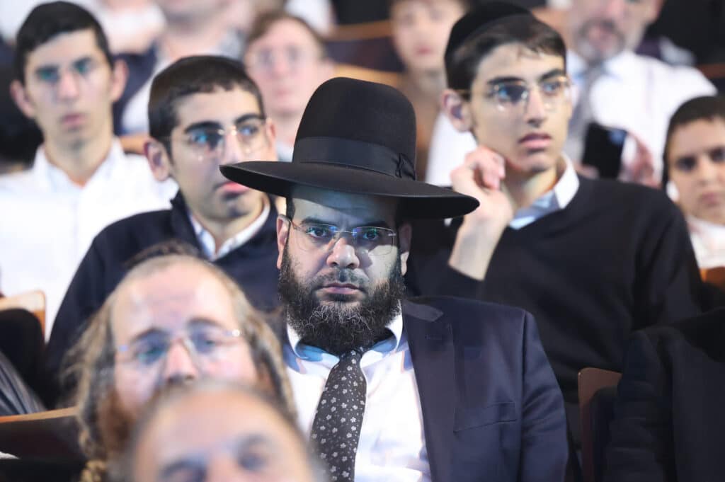 בחיפה התכנסו להודות ולהלל עם ענקי הזמר