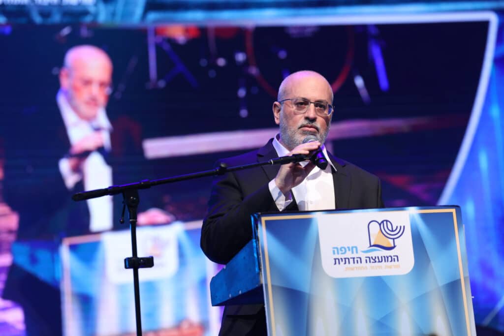 בחיפה התכנסו להודות ולהלל עם ענקי הזמר