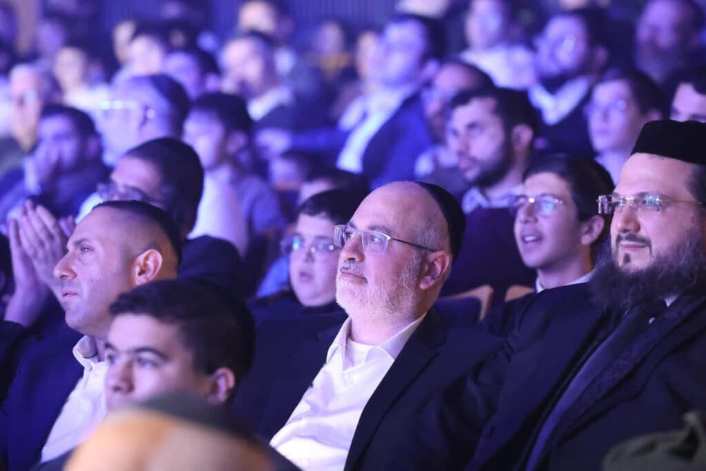 בחיפה התכנסו להודות ולהלל עם ענקי הזמר