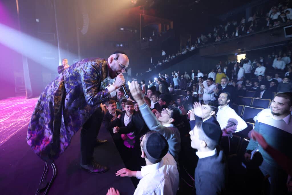 בחיפה התכנסו להודות ולהלל עם ענקי הזמר