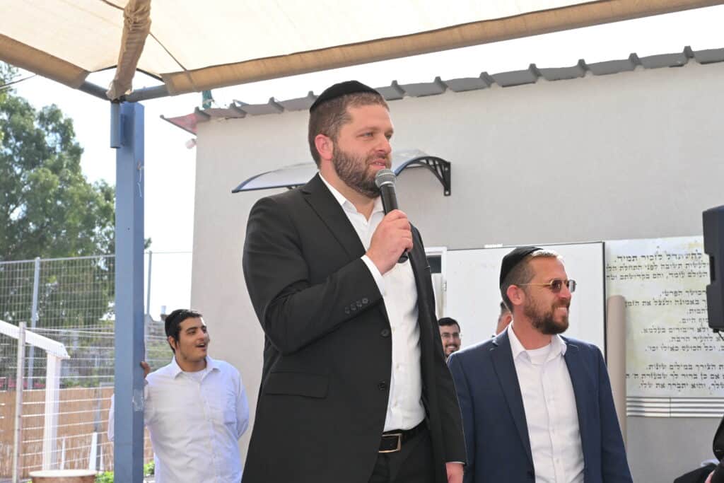 הגר"י זילברשטיין בביקור נדיר בת"ת 'חמדת התורה' בטבריה