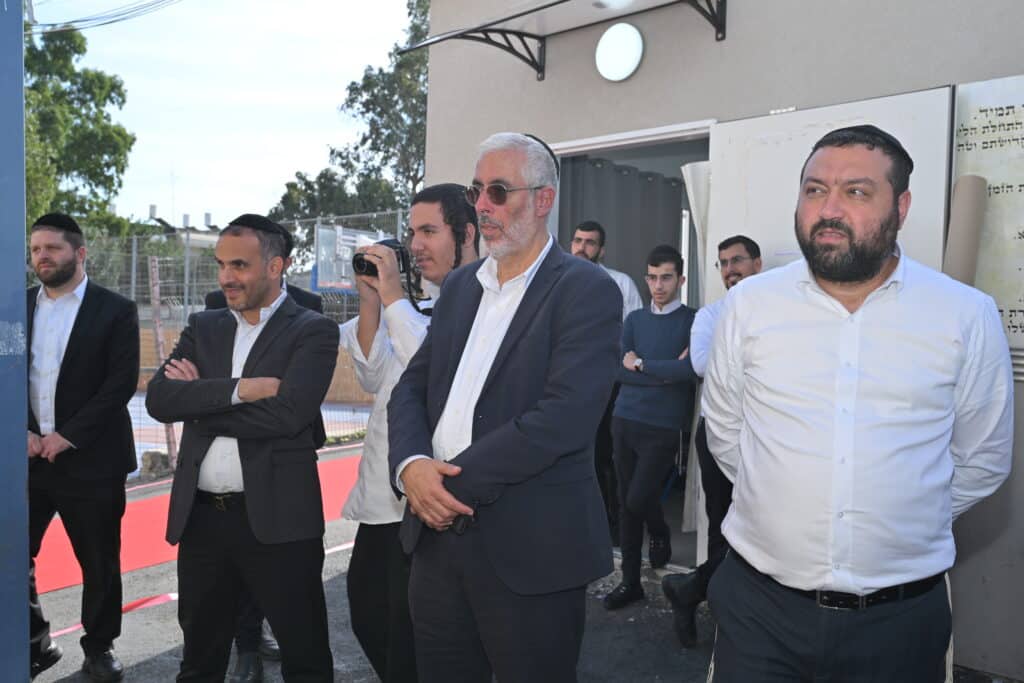 הגר"י זילברשטיין בביקור נדיר בת"ת 'חמדת התורה' בטבריה