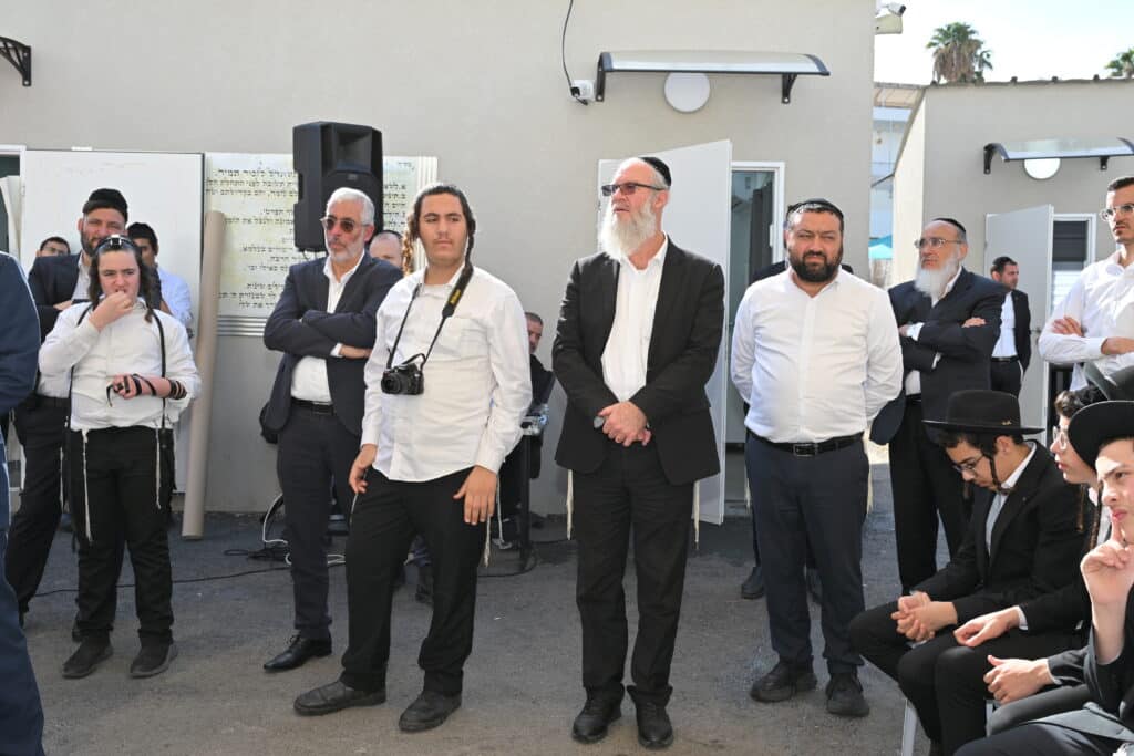 הגר"י זילברשטיין בביקור נדיר בת"ת 'חמדת התורה' בטבריה