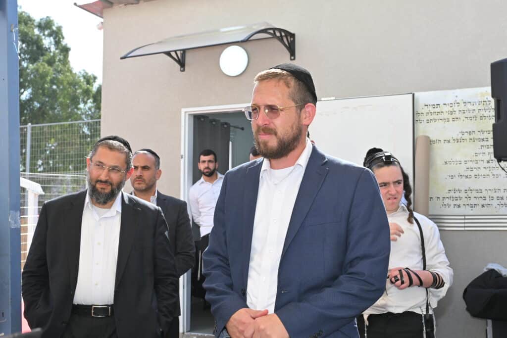 הגר"י זילברשטיין בביקור נדיר בת"ת 'חמדת התורה' בטבריה