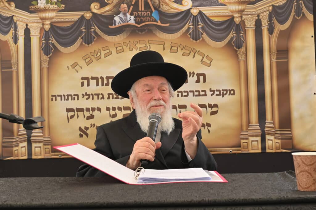 הגר"י זילברשטיין בביקור נדיר בת"ת 'חמדת התורה' בטבריה