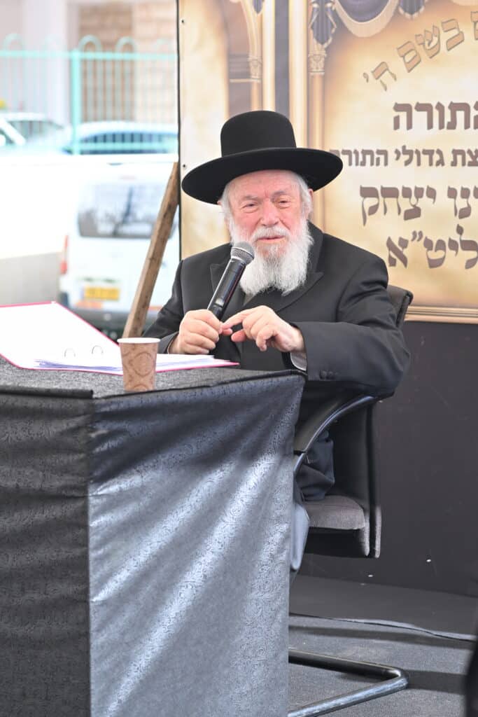 הגר"י זילברשטיין בביקור נדיר בת"ת 'חמדת התורה' בטבריה